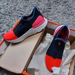 New with box Nike React Phantom Sneakers